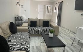 Guest House On Gillian Unit 7